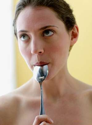 Вашей ложкой движут тайные силы Вашей ложкой движут тайные силы